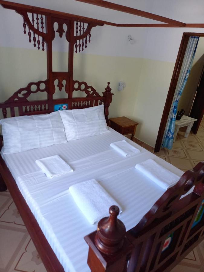 Rhino Apartment Watamu Bagian luar foto